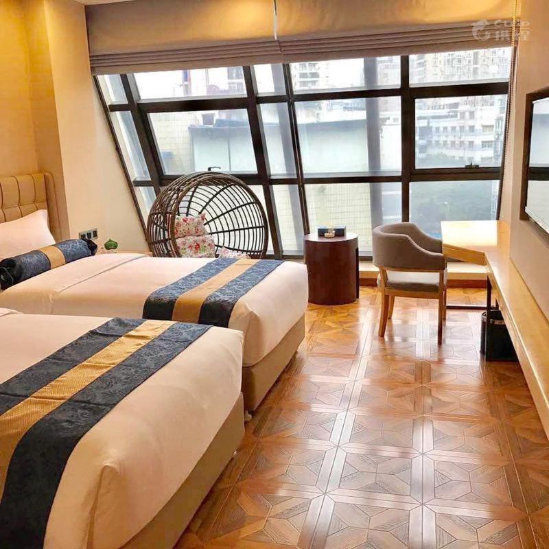 Days Inn Business Place Bagu Chongqing Zewnętrze zdjęcie